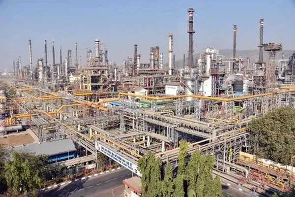 По его словам, в крайние два года русская экономика указывает...