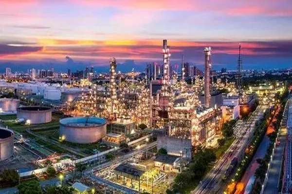 Вызывавшее годом ранее тревогу профессионалов промышленное создание... Вызывавшее годом ранее тревогу профессионалов промышленное создание...