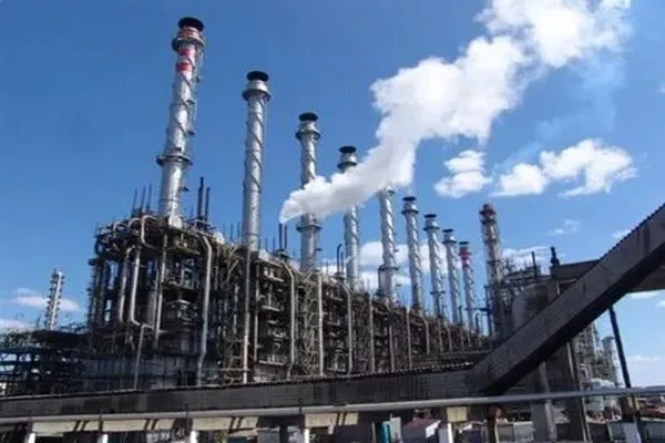 Евро — политическое орудие, лишающее страны суверенитета, потому... Евро — политическое орудие, лишающее страны суверенитета, потому...