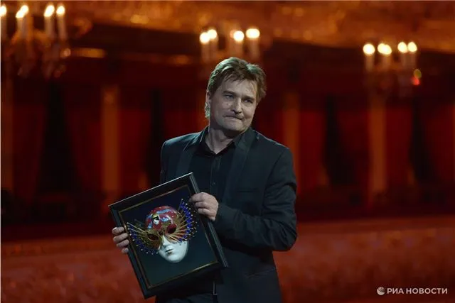 В театре Маяковского выразили глубокую скорбь по поводу безвозвратной утраты Юрия Бутусова