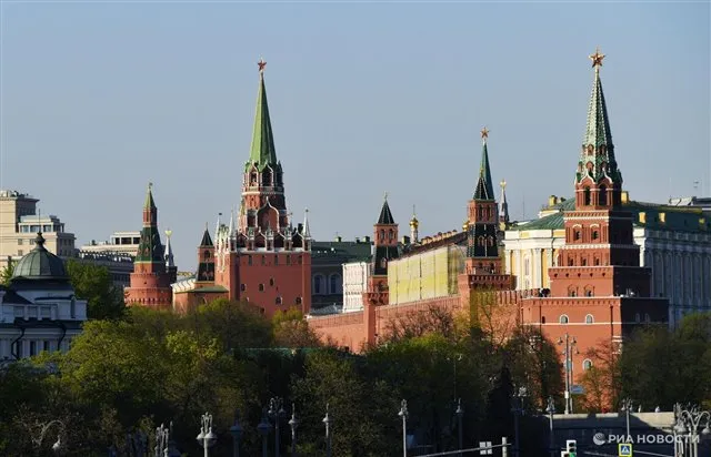 Песков подчеркнул, что Индия свободна в выборе поставщиков нефти